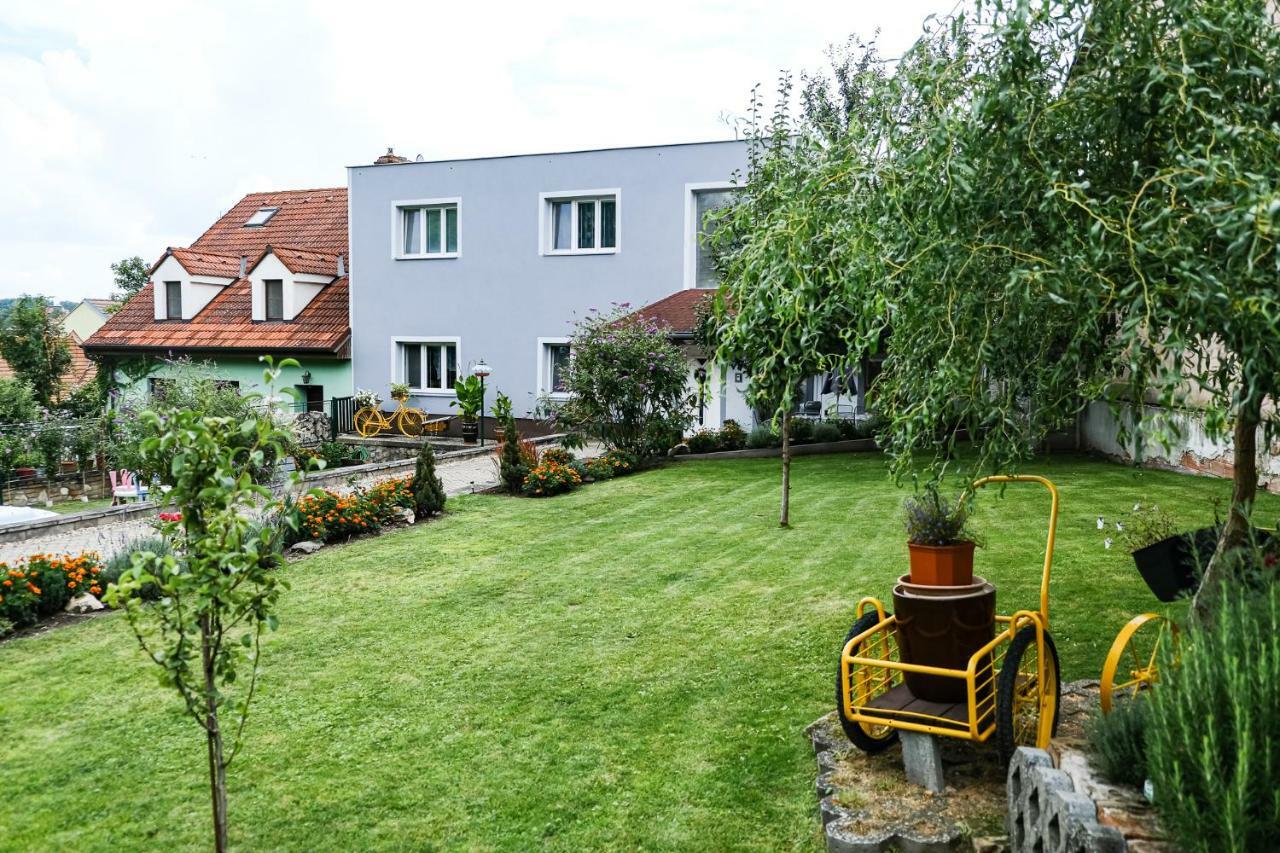 Apartment Livi Mikulov Exteriér fotografie