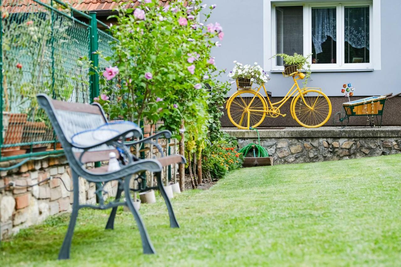 Apartment Livi Mikulov Exteriér fotografie